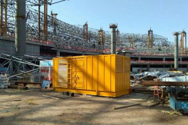 越城发电机出租如何判断空气滤清器是否需要更换？