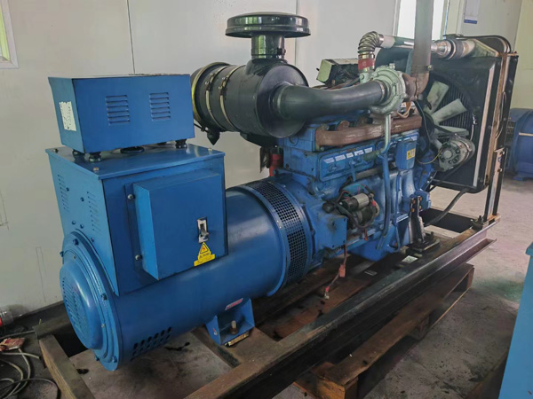 越城100kW柴油发电机组使用多级机油有哪些优缺点？